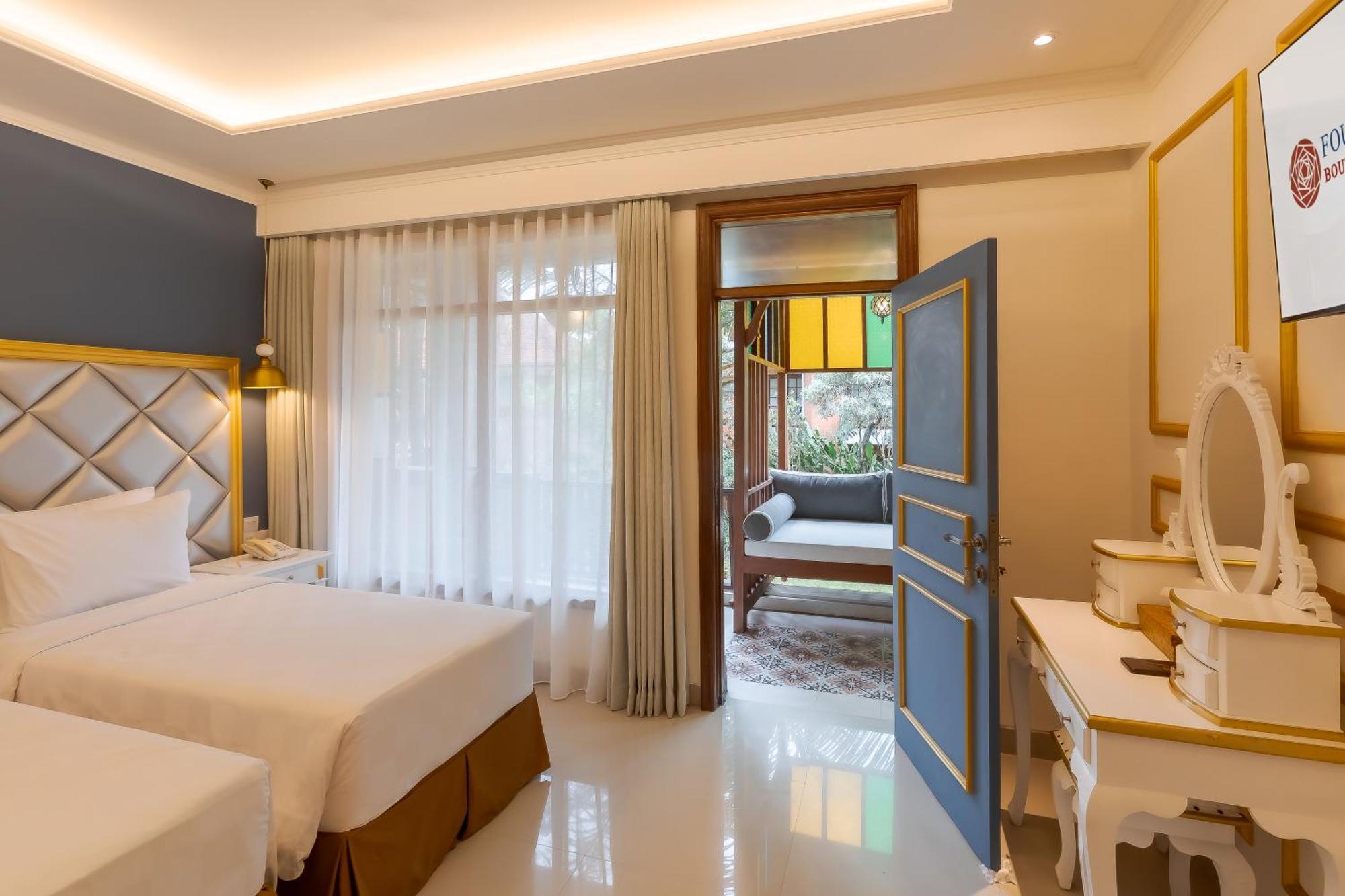 Fourteen Roses Boutique Hotel, Kuta Legian  Exterior photo