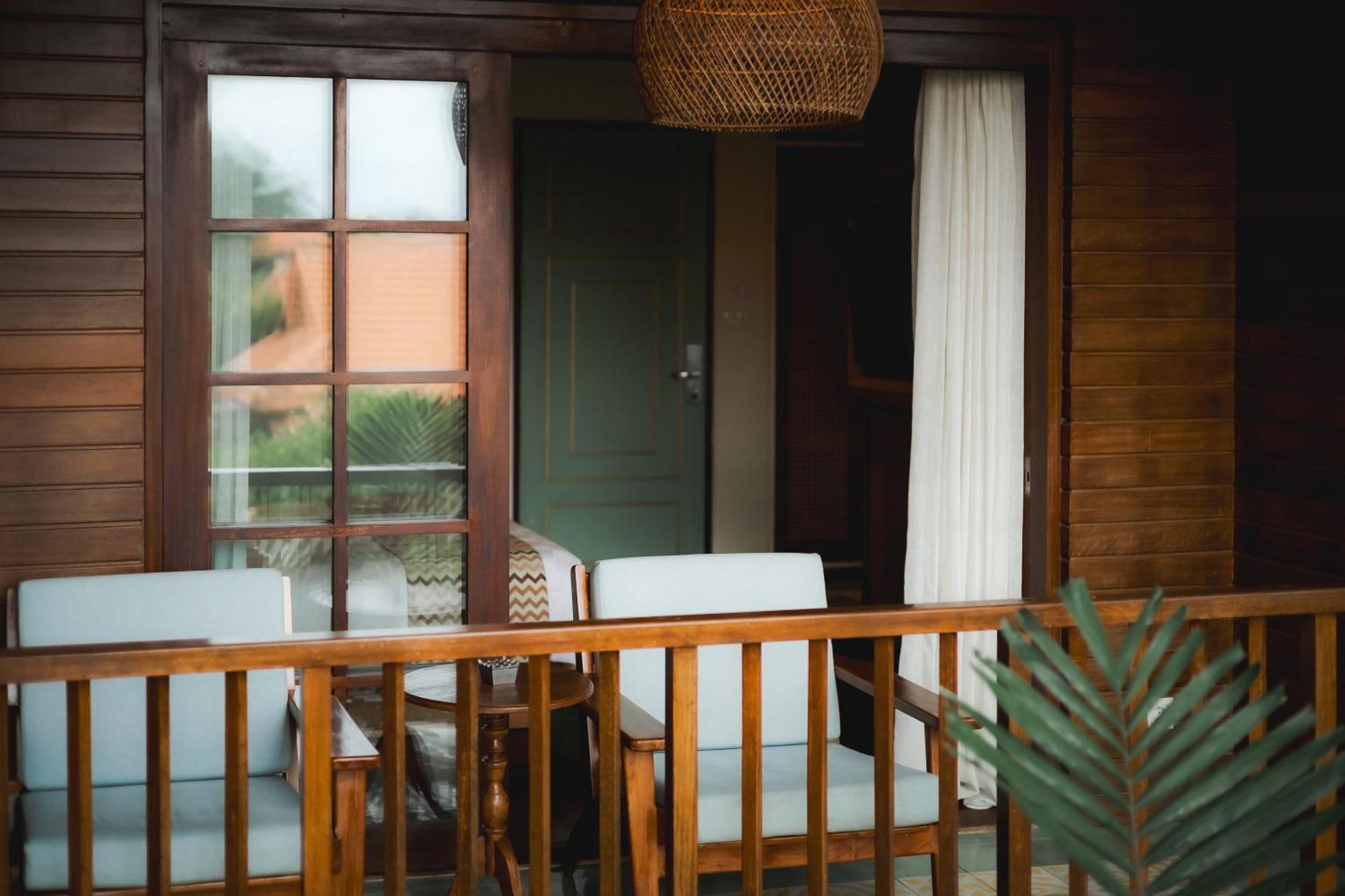 Fourteen Roses Boutique Hotel, Kuta Legian  Exterior photo